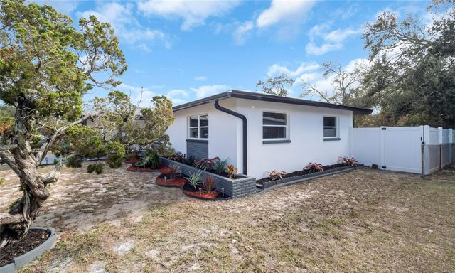 13740 94TH AVENUE, Seminole, FL 33776