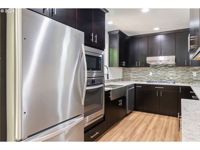 2795 MALLORY Ln, Eugene, OR 97401