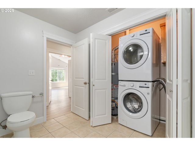 2795 MALLORY Ln, Eugene, OR 97401