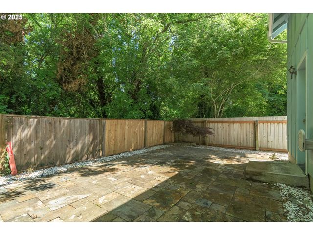 2795 MALLORY Ln, Eugene, OR 97401