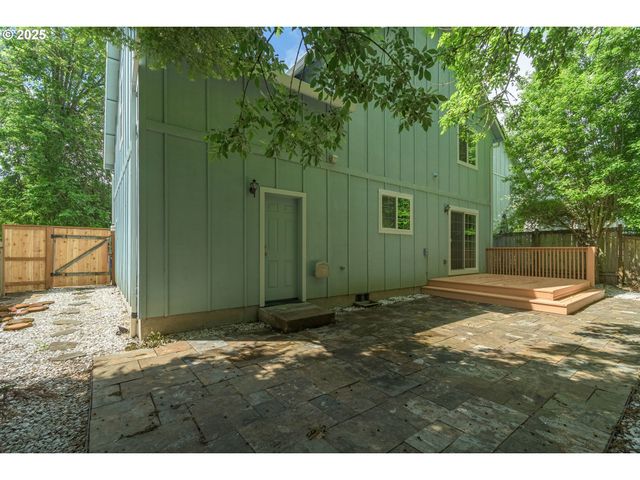 2795 MALLORY Ln, Eugene, OR 97401