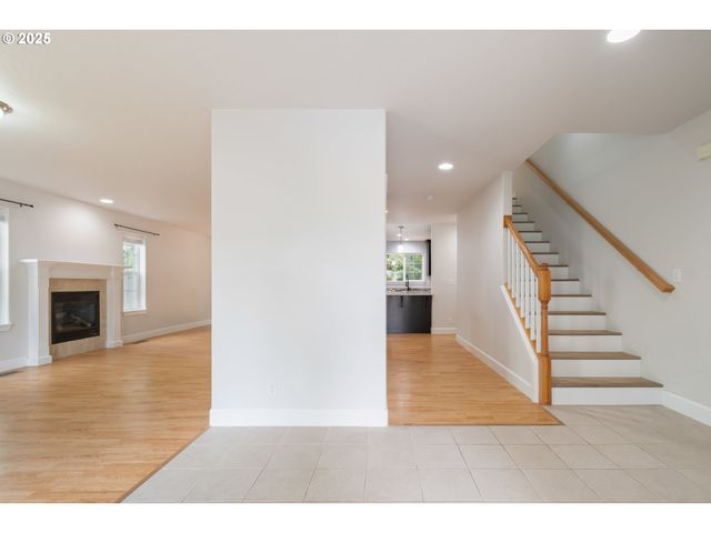 2795 MALLORY Ln, Eugene, OR 97401