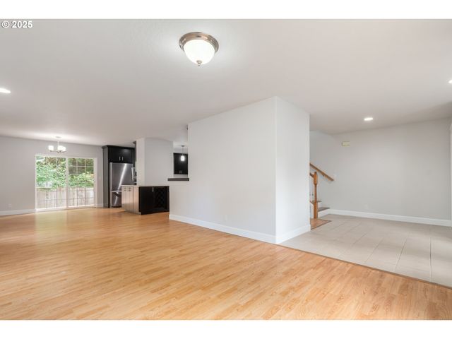 2795 MALLORY Ln, Eugene, OR 97401