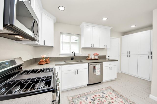 4802 Alvin Street, Houston, TX 77033