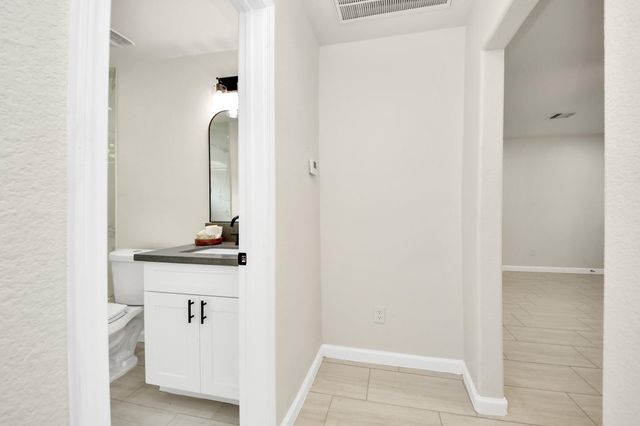 4802 Alvin Street, Houston, TX 77033