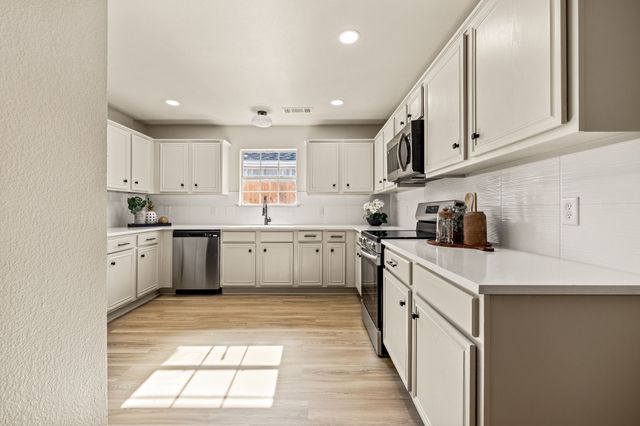 274 S St Augustine Drive, Dallas, TX 75217