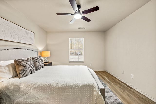 274 S St Augustine Drive, Dallas, TX 75217