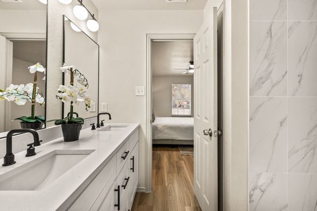 274 S St Augustine Drive, Dallas, TX 75217