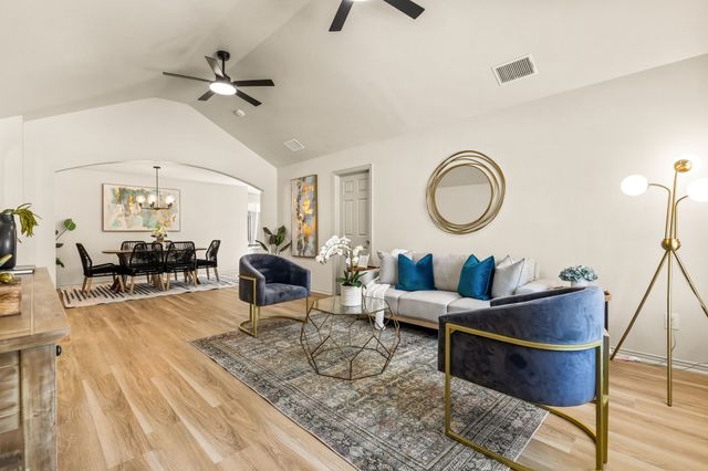 274 S St Augustine Drive, Dallas, TX 75217