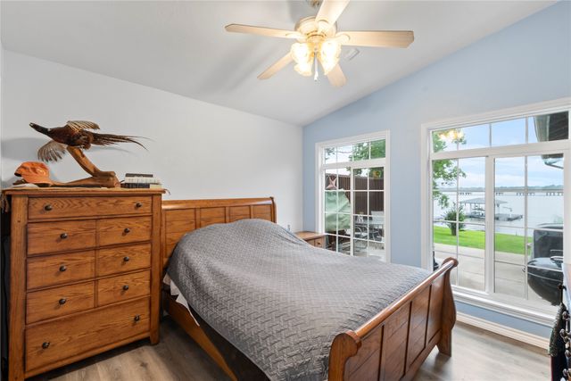 250 Whispering Oaks Trail, Payne Springs, TX 75156