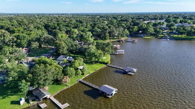 250 Whispering Oaks Trail, Payne Springs, TX 75156