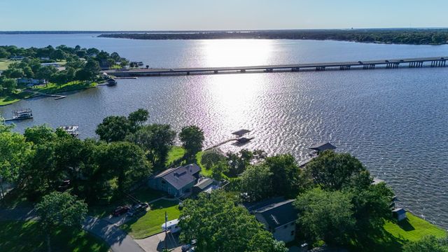 250 Whispering Oaks Trail, Payne Springs, TX 75156