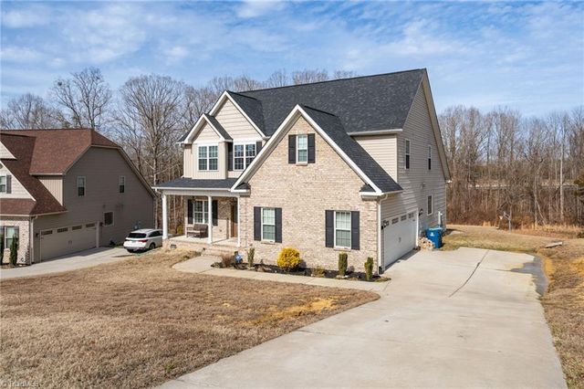 5008 Tamarack Drive, Greensboro, NC 27407