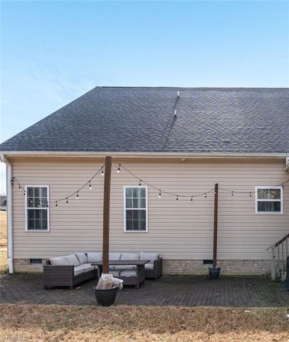 5008 Tamarack Drive, Greensboro, NC 27407