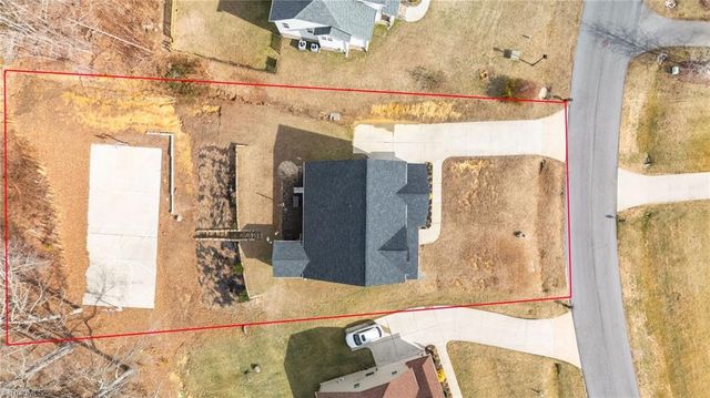 5008 Tamarack Drive, Greensboro, NC 27407