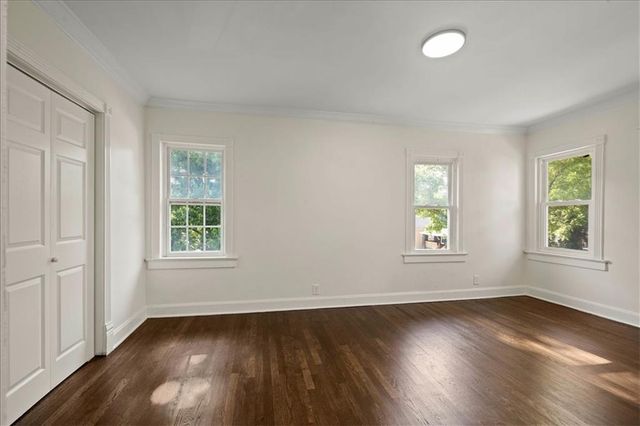 3344 Bales Avenue, Kansas City, MO 64128