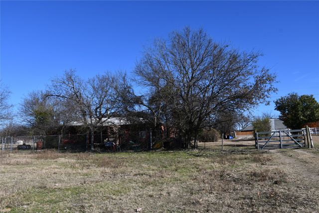 2123 S Hampton Road, Glenn Heights, TX 75154