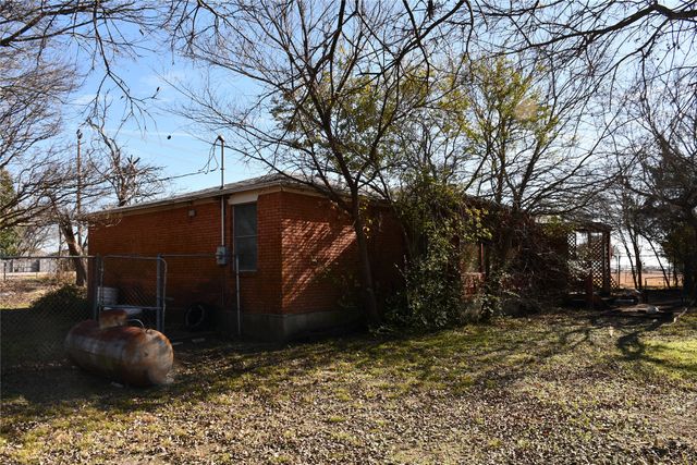 2123 S Hampton Road, Glenn Heights, TX 75154