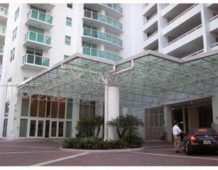 31 SE 5th St 2807, Miami, FL 33131