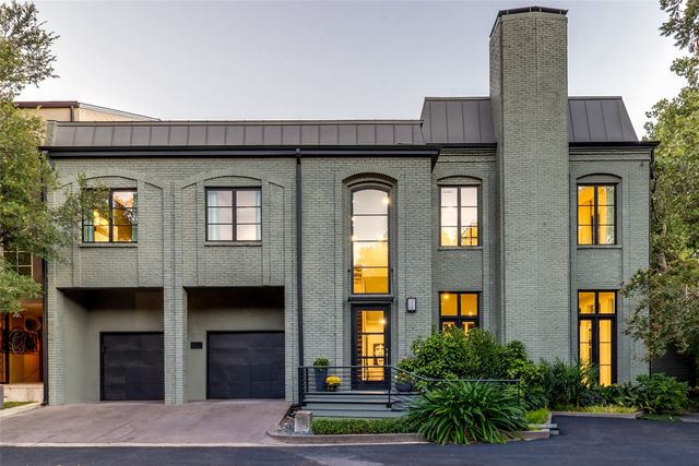 4678 Christopher Place, Dallas, TX 75204