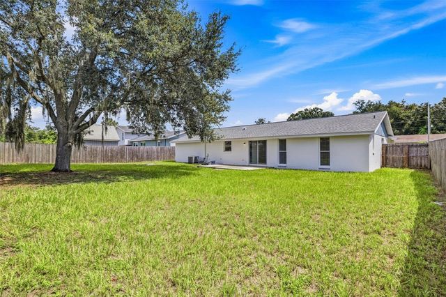 16506 FORESTLAKE DRIVE, Tampa, FL 33624