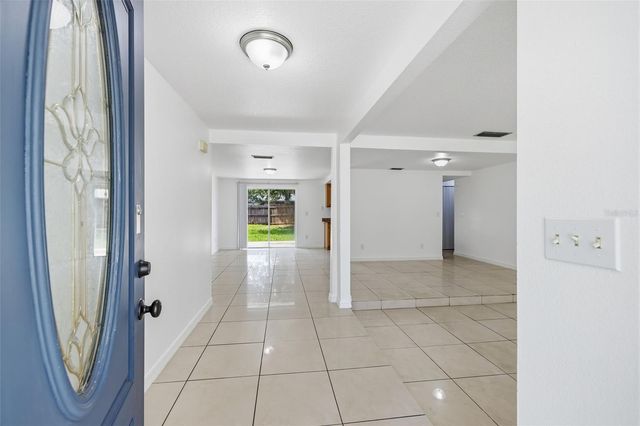16506 FORESTLAKE DRIVE, Tampa, FL 33624