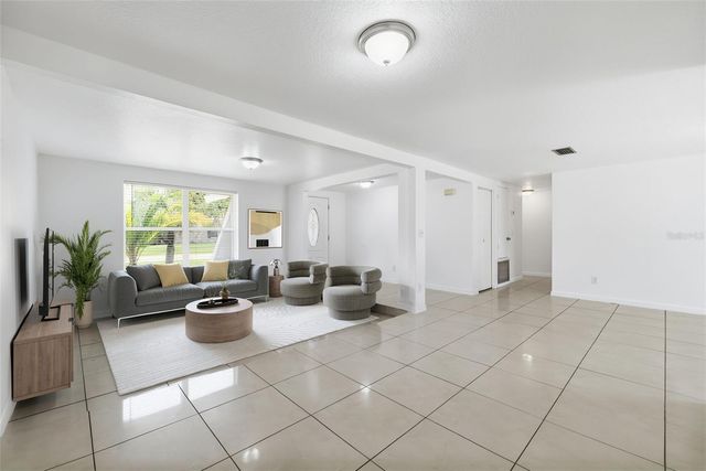 16506 FORESTLAKE DRIVE, Tampa, FL 33624
