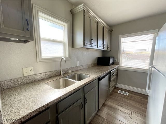 5930 Dodd Street 2, Las Vegas, NV 89122