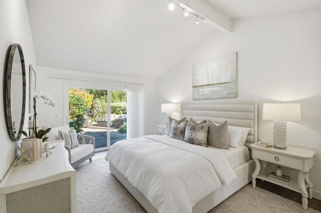 572 Seahorse Lane, Redwood City, CA 94065