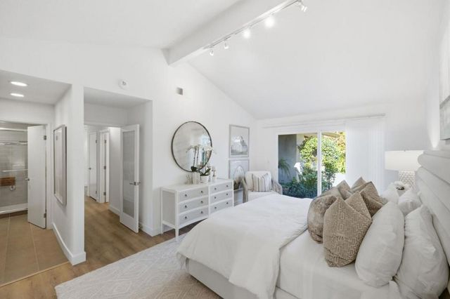 572 Seahorse Lane, Redwood City, CA 94065