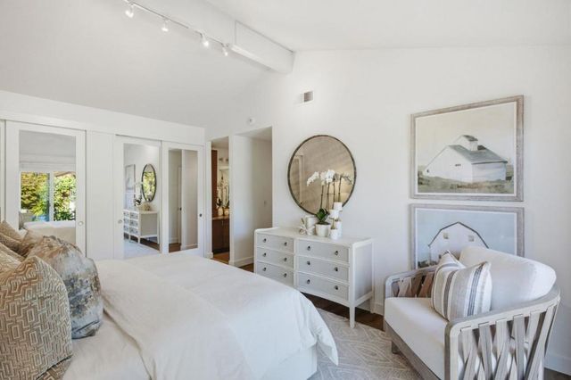 572 Seahorse Lane, Redwood City, CA 94065