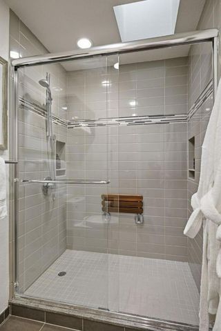 572 Seahorse Lane, Redwood City, CA 94065