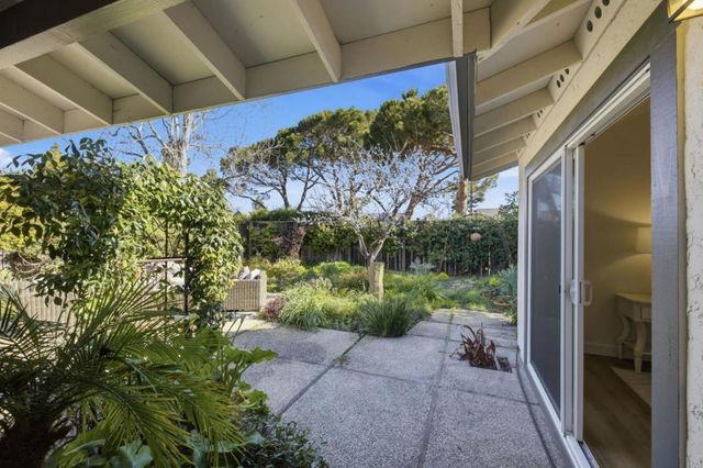 572 Seahorse Lane, Redwood City, CA 94065