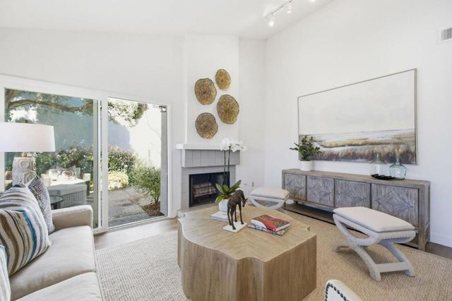 572 Seahorse Lane, Redwood City, CA 94065