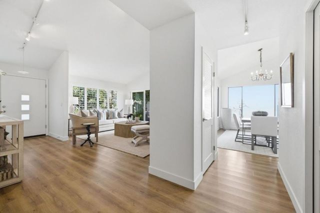 572 Seahorse Lane, Redwood City, CA 94065