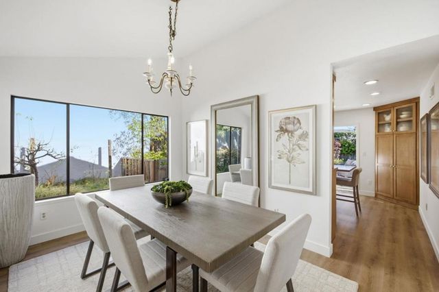 572 Seahorse Lane, Redwood City, CA 94065