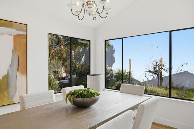 572 Seahorse Lane, Redwood City, CA 94065