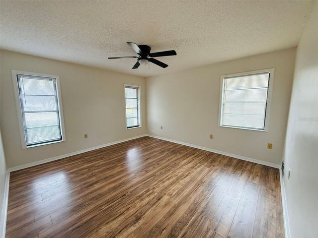 8992 HERNANDO WAY, Weeki Wachee, FL 34613