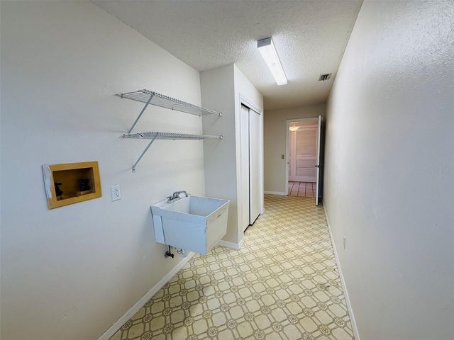 8992 HERNANDO WAY, Weeki Wachee, FL 34613