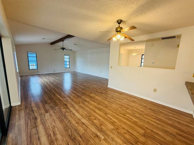 8992 HERNANDO WAY, Weeki Wachee, FL 34613