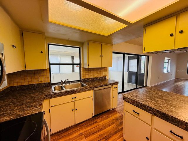 8992 HERNANDO WAY, Weeki Wachee, FL 34613