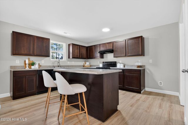 891 Golf View Road, Southport, NC 28461