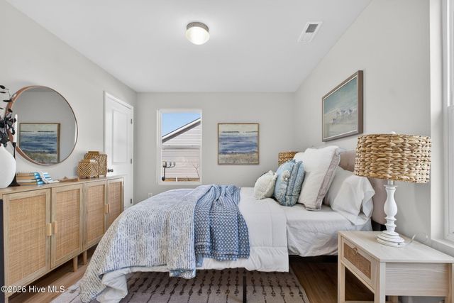 891 Golf View Road, Southport, NC 28461