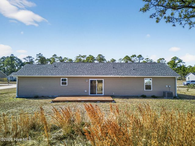 891 Golf View Road, Southport, NC 28461