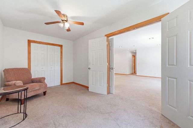 5411 128th Street N, Hugo, MN 55038