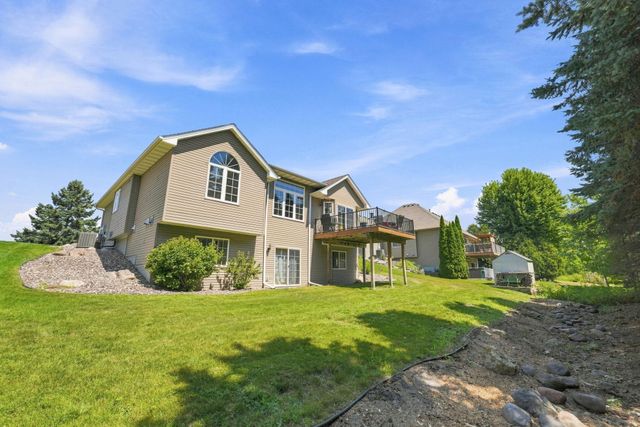 5411 128th Street N, Hugo, MN 55038