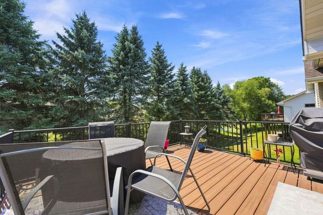 5411 128th Street N, Hugo, MN 55038