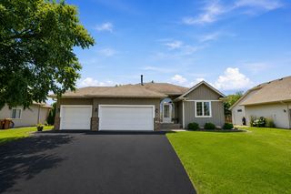 5411 128th Street N, Hugo, MN 55038