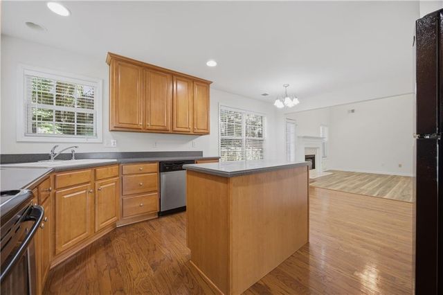 910 Park Knoll Court, Lawrenceville, GA 30043