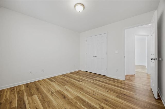 910 Park Knoll Court, Lawrenceville, GA 30043